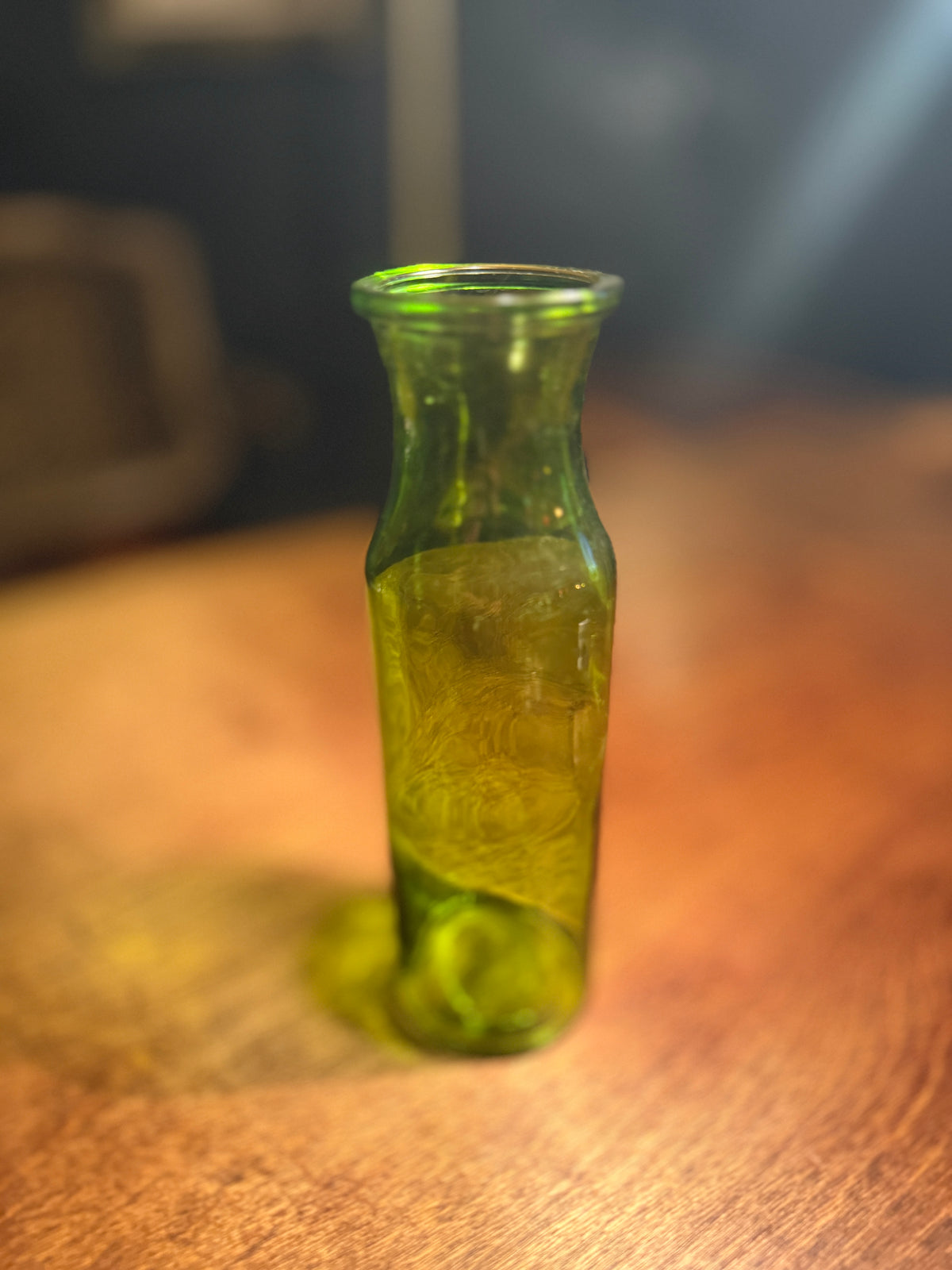 Early 20th-Century Hand-Blown Green Glass Vase | c. 1900–1930
