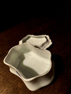 Vintage Altrohlau CMR Czechoslovakia Porcelain Trinket Box with Scalloped Lid