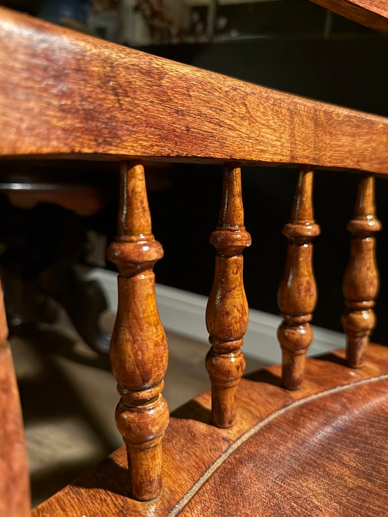 Antique Nichols & Stone American Provincial Chair (c. 1890–1930) – Solid Wood, Made in USA