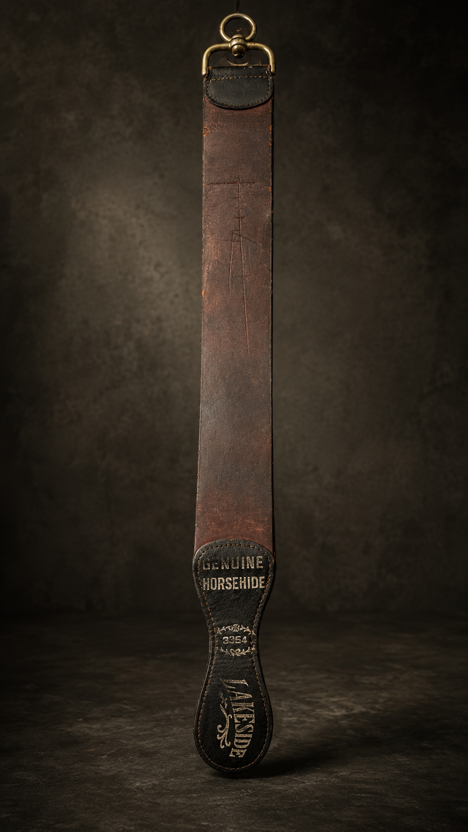 Vintage Lakeside No. 3354 Genuine Horsehide Leather Razor Strop, c. 1930s