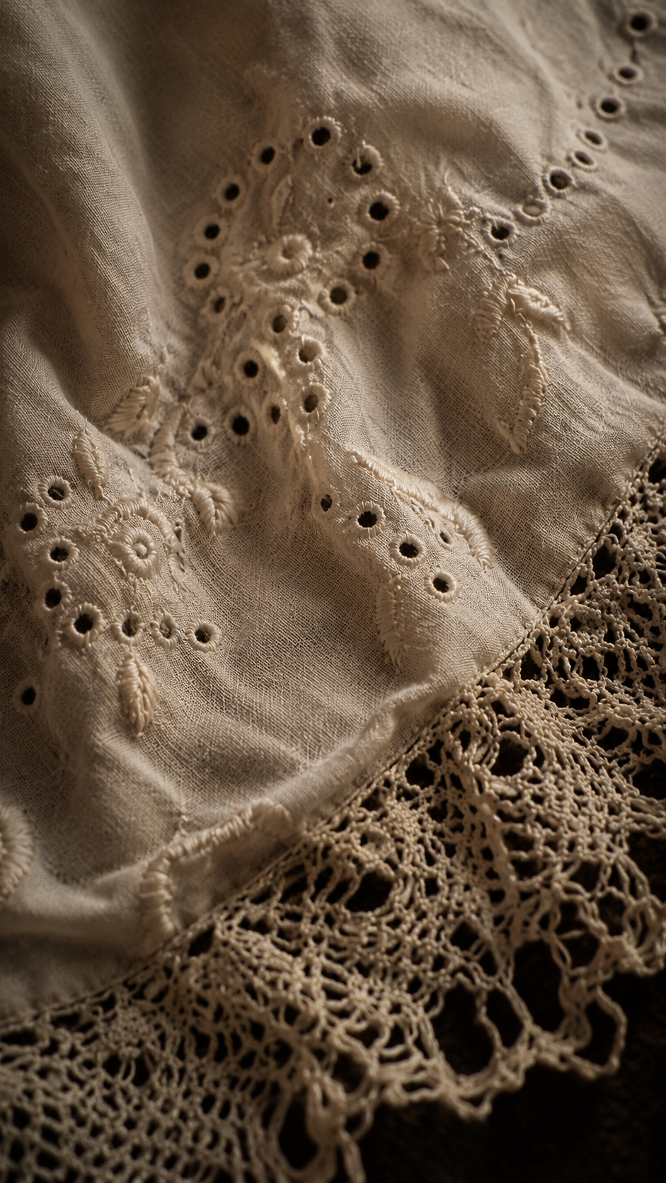Antique Whitework Embroidered Linen Doily with Crochet Lace Border, Circa 1920s–1940s