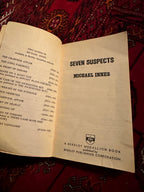 Michael Innes, Seven Suspects, Berkley Medallion Paperback F1158, the First Inspector Appleby Mystery, 1965