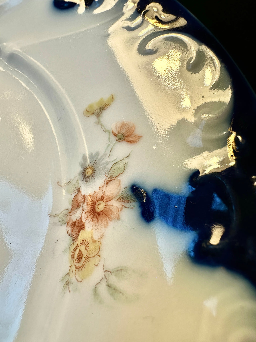 Antique German Porcelain Cabinet Plate with Cobalt Blue Rim, c.1890–1910