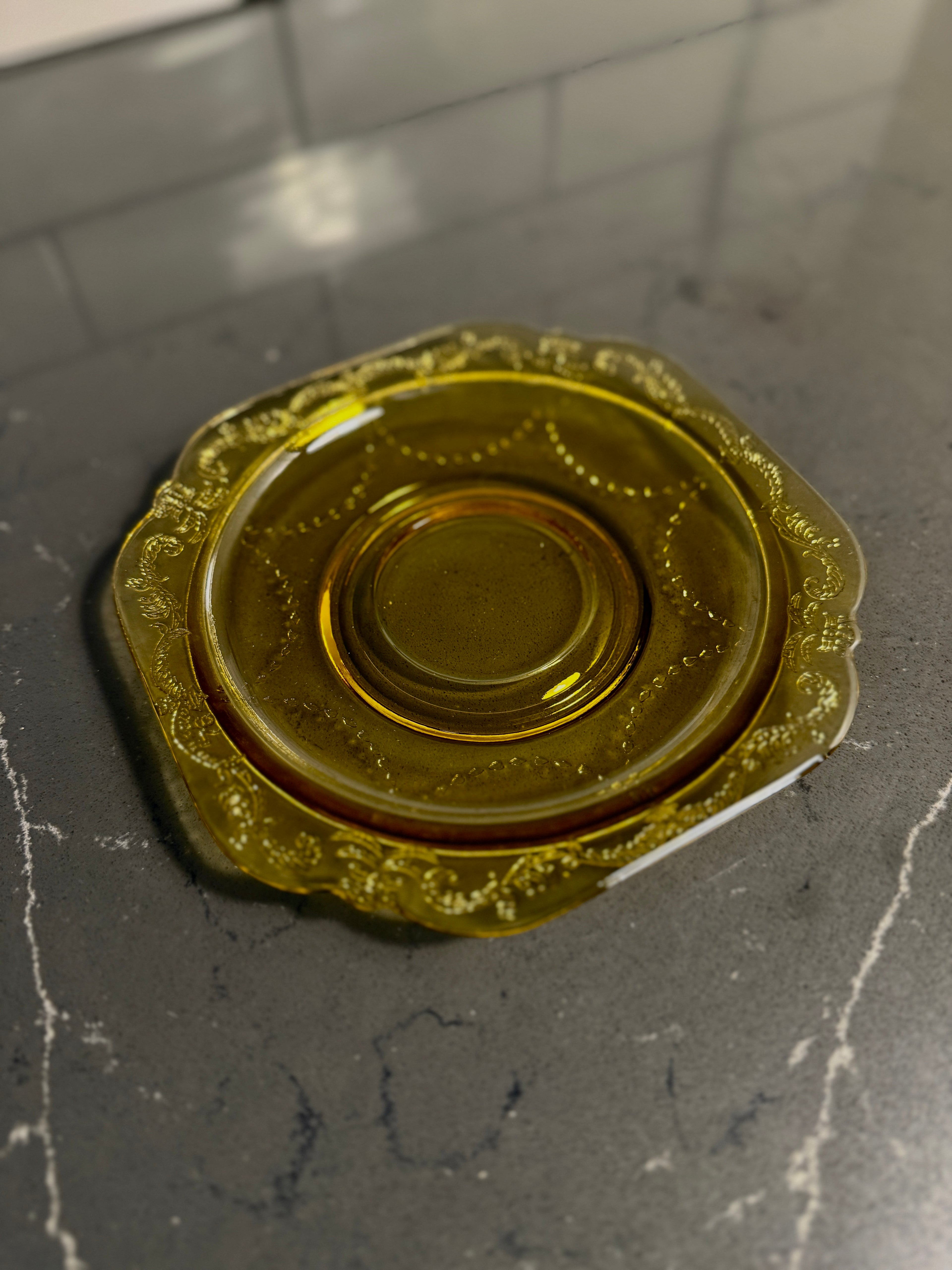 Amber “Princess” Pattern Depression Glass Dinnerware Set — Hocking Glass Co., c. 1931–1935