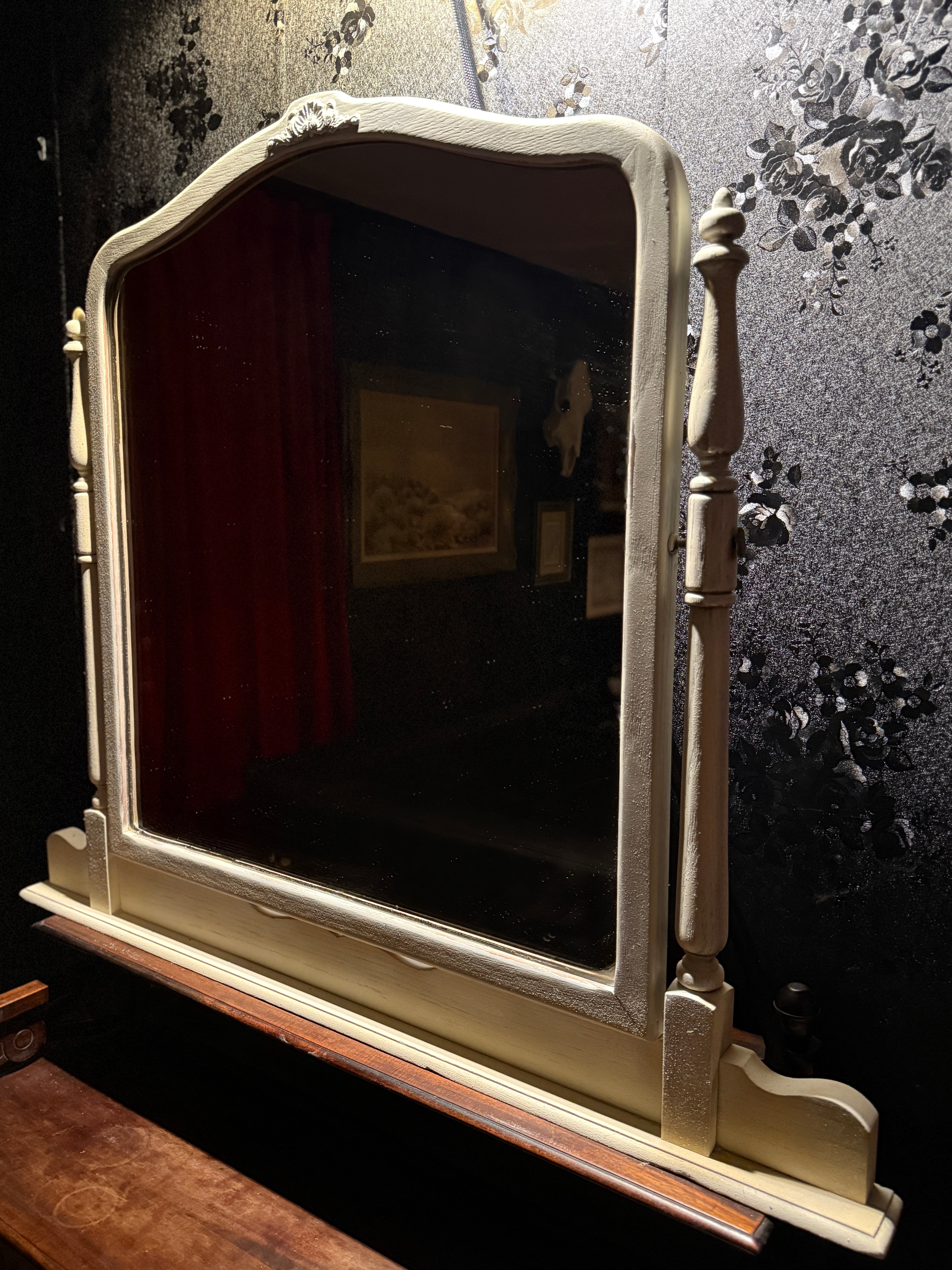 Edwardian Cream-Painted Tilting Vanity Mirror, c.1920–1929