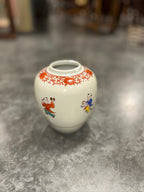 Small Japanese Aka-e Porcelain Jar Painted with Karako at Play, Iron-Red Lotus Scroll Border over Allover Kannyu Crackle, c. 1890–1940