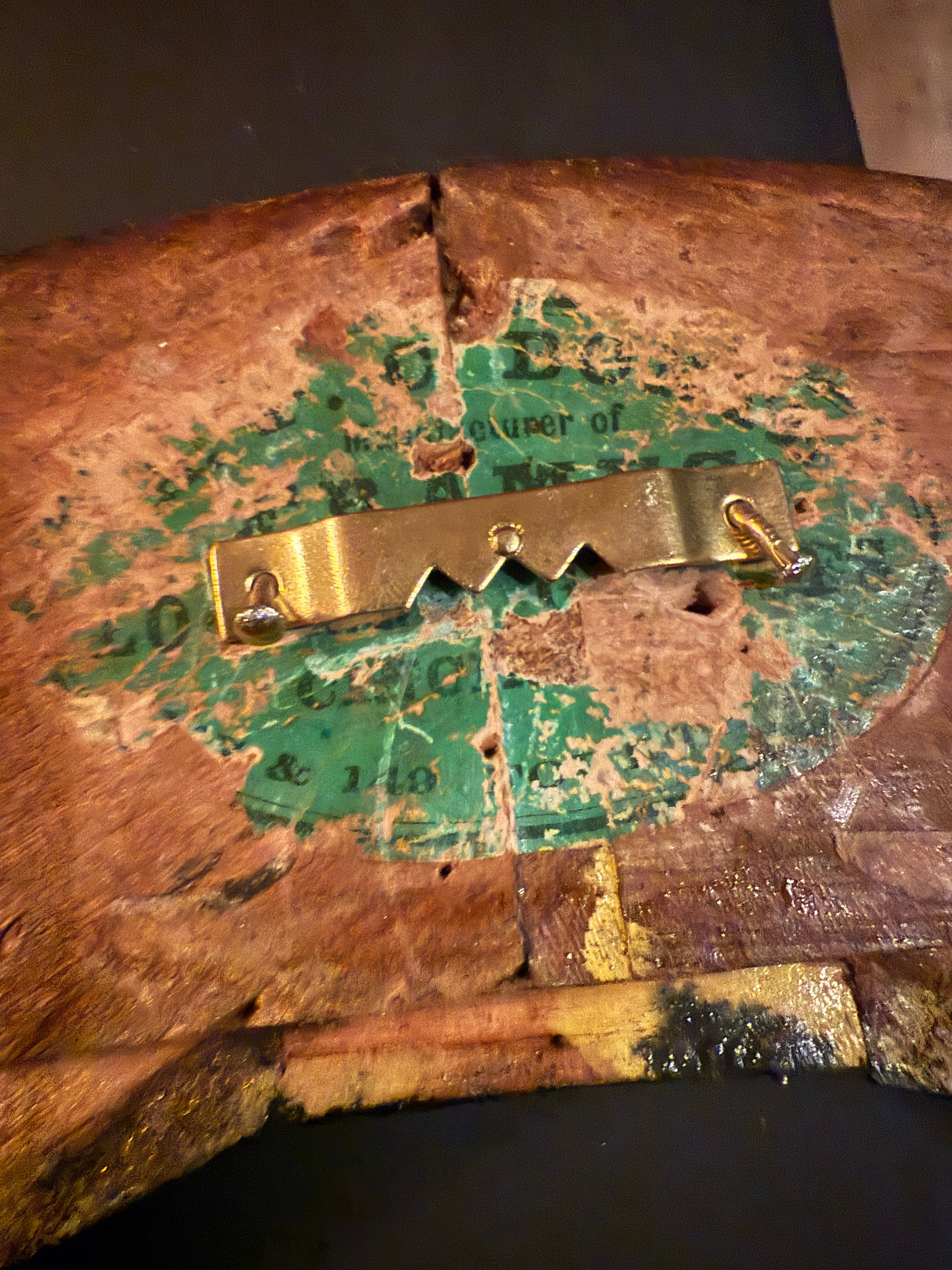 Victorian Steam-Bent Oval Frame (c.1870–1890) – Original Patina &amp; Maker’s Label