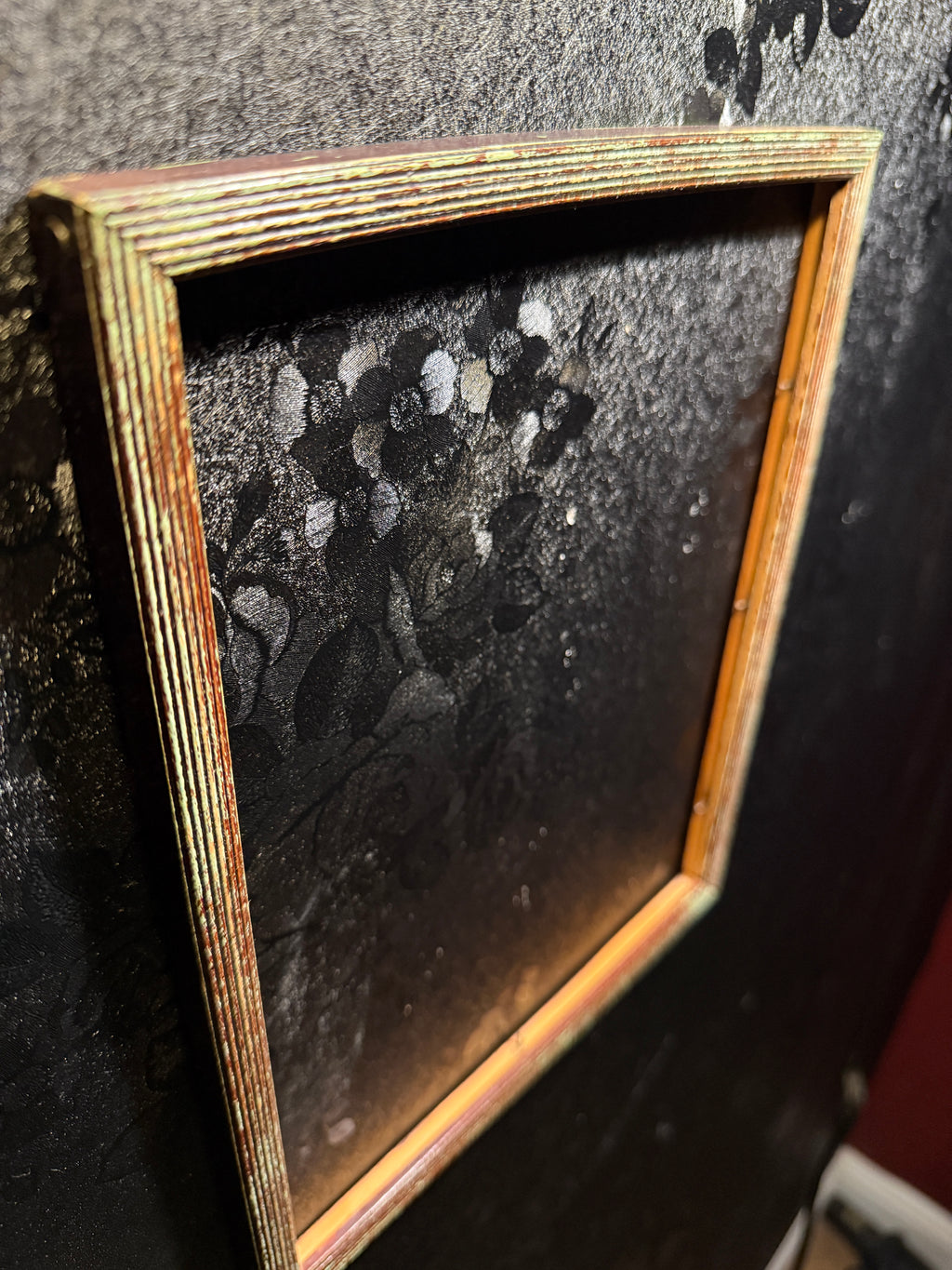 Mid-Century Modern Ribbed Wood Picture Frame With Original Aged Patina (c. 1950–1965)