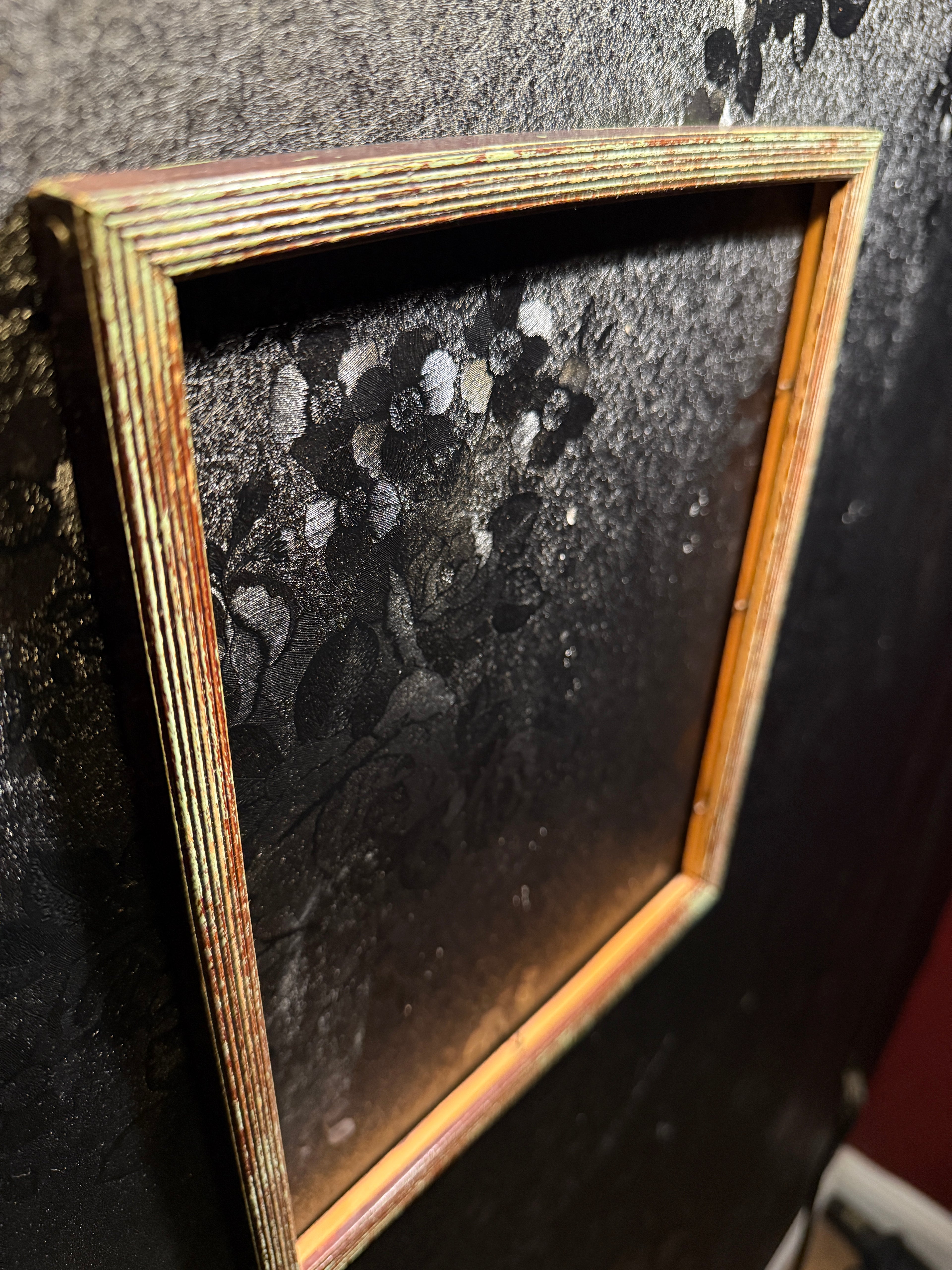 Mid-Century Modern Ribbed Wood Picture Frame With Original Aged Patina (c. 1950–1965)