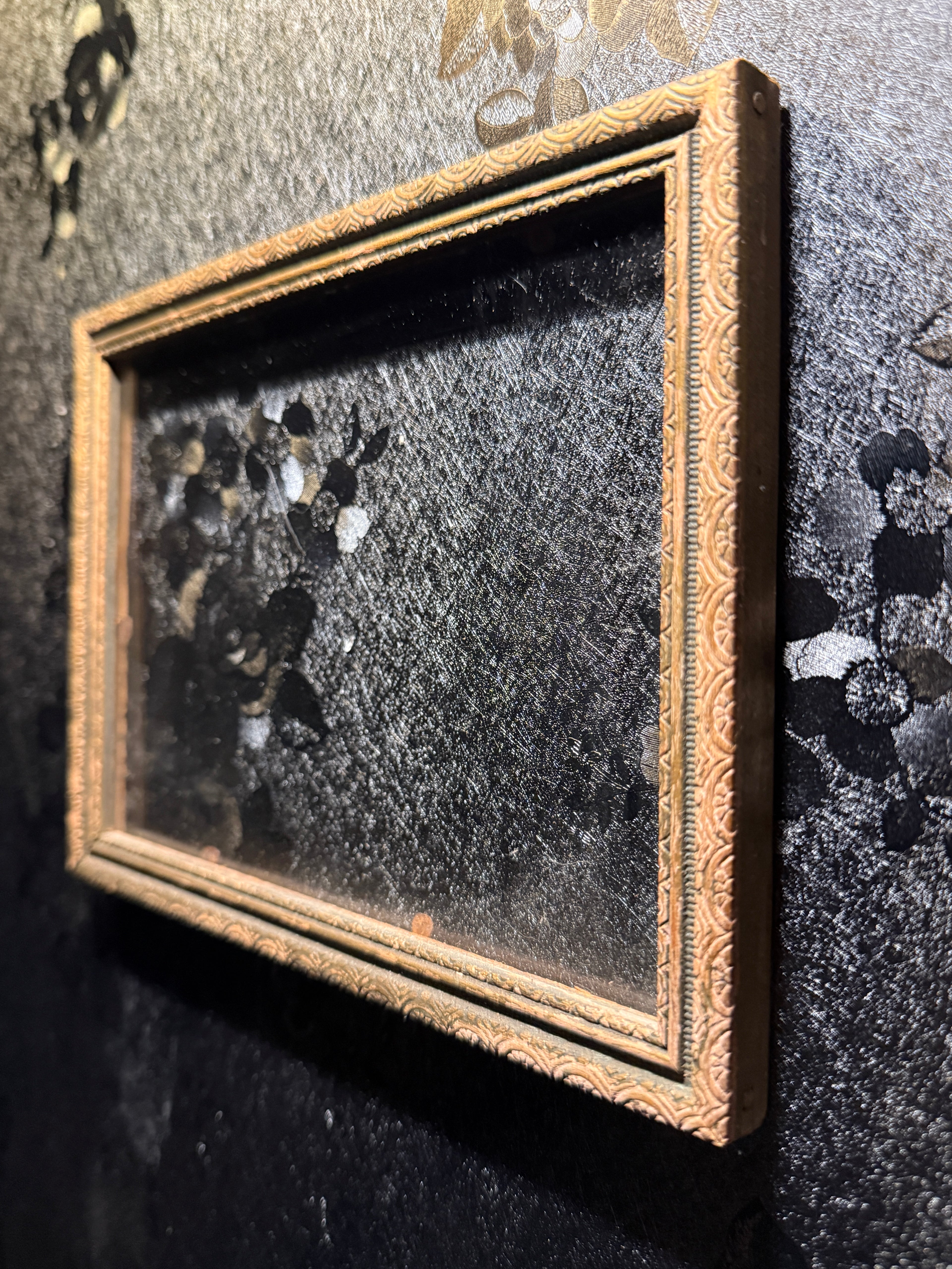 1915–1925 Gilt Metal Ornate Photo Frame – Antique Edwardian/Art Deco Mini Frame