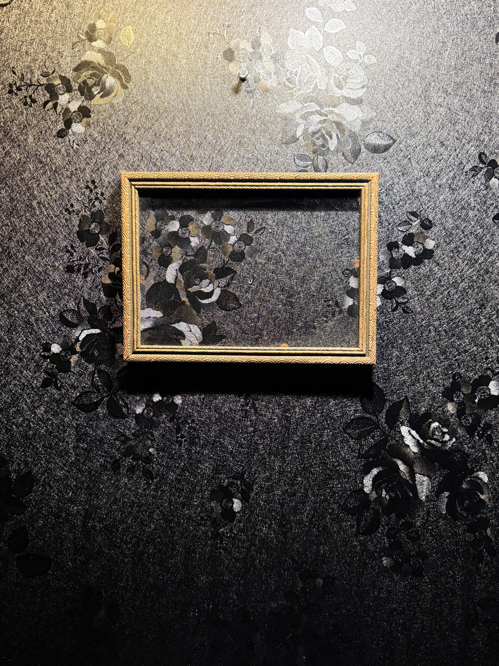 1915–1925 Gilt Metal Ornate Photo Frame – Antique Edwardian/Art Deco Mini Frame