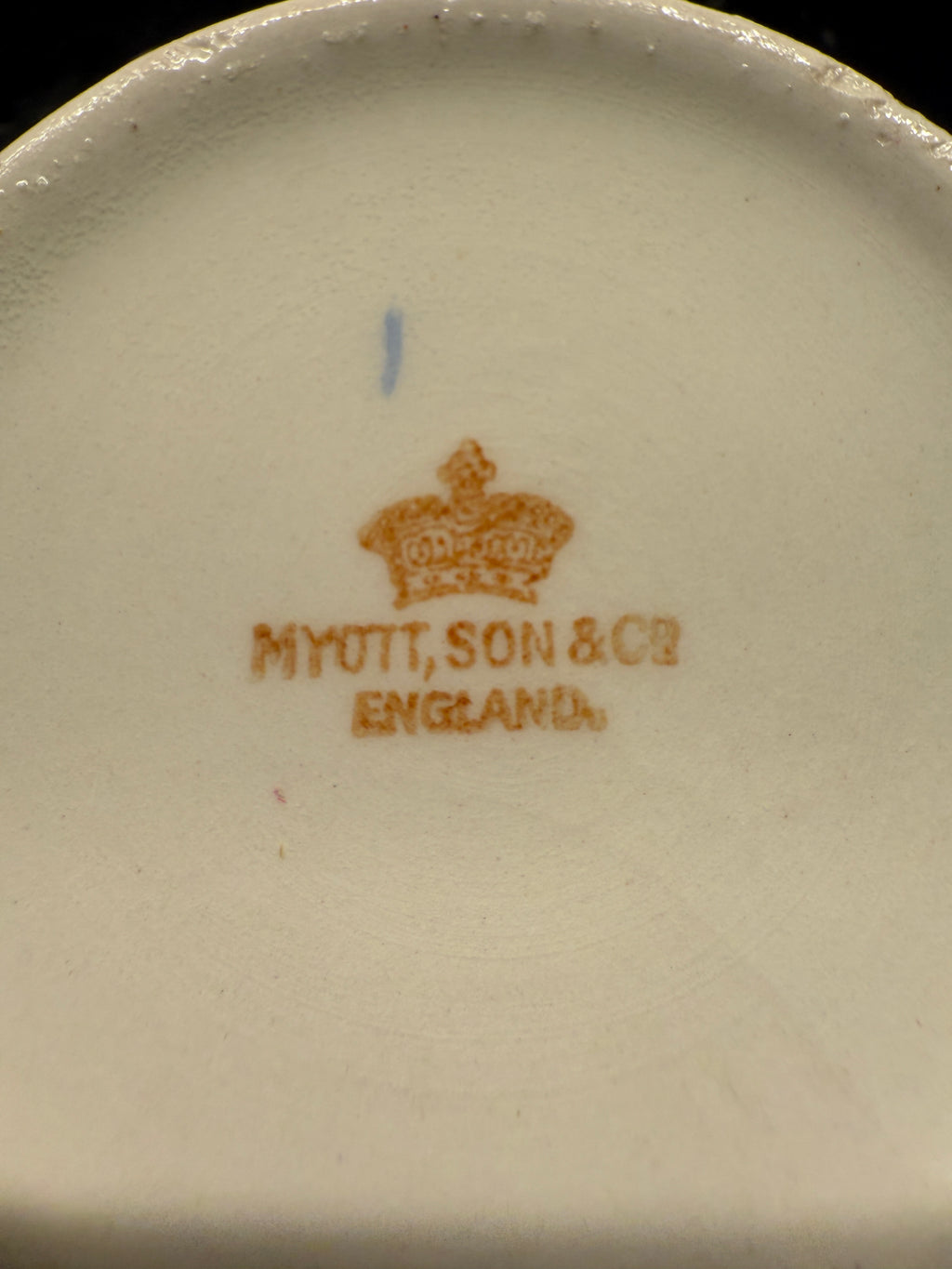Art Deco Myott, Son & CoBowl (1925–1940) – English Ironstone with Faceted Sides