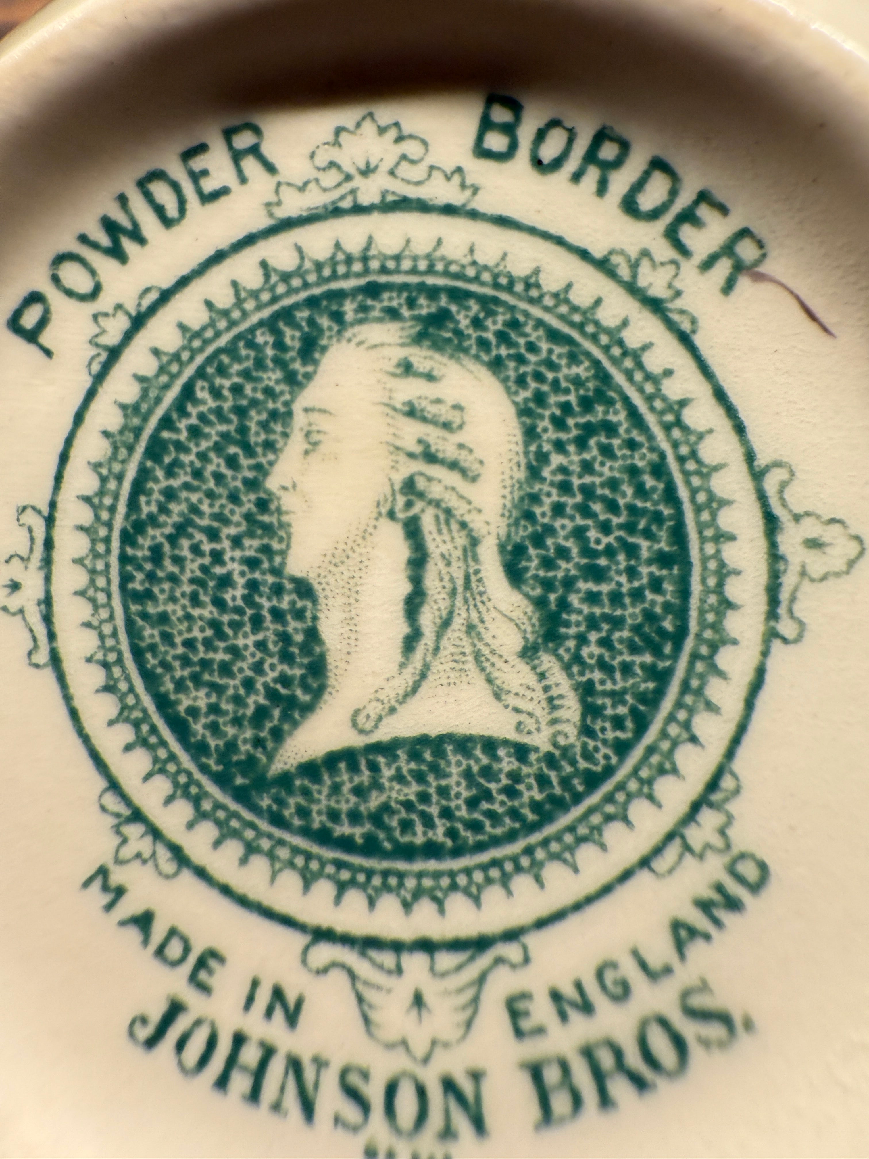 Johnson Brothers “Powder Border” Green & White Mid-Century Dinnerware Set – Scalloped Plates, Bowls & Serving Pieces (England, 1950s–60s)