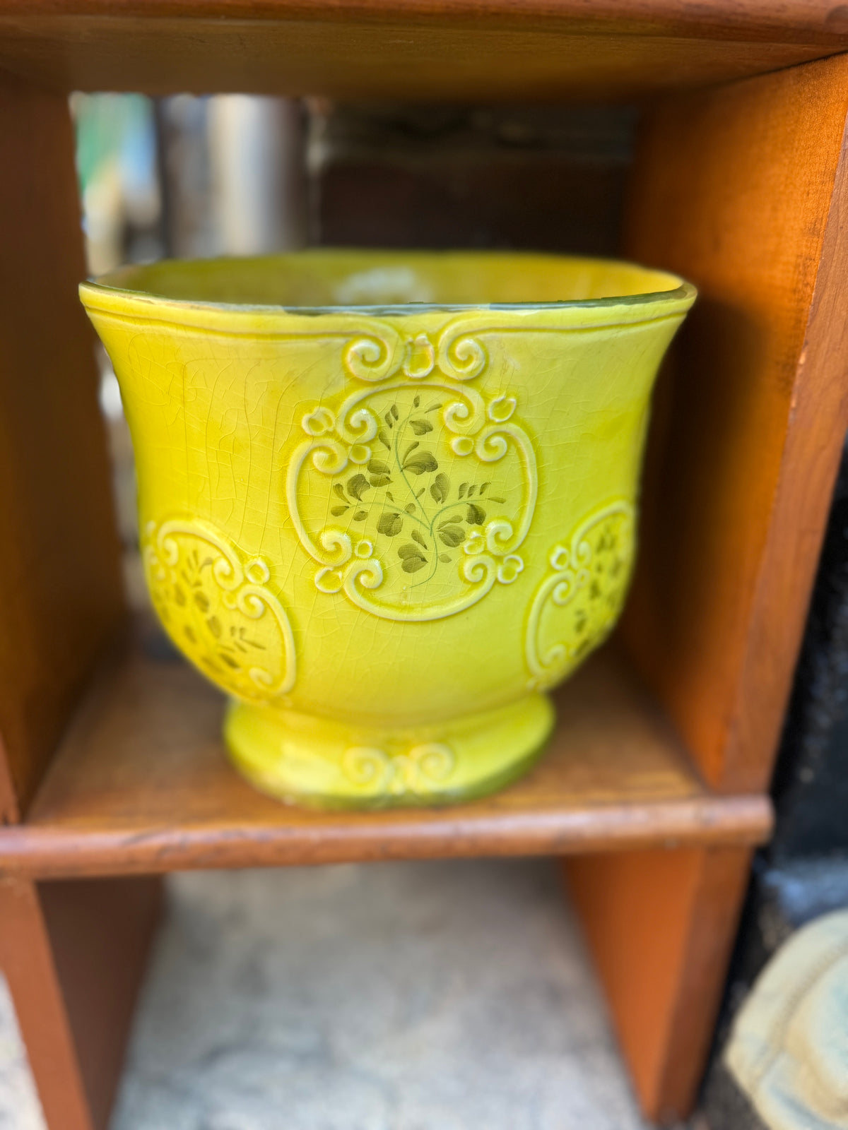 Italian Yellow Majolica Cachepot Planter, Embossed Floral Cartouches, Made in Italy, c. 1960s–70s