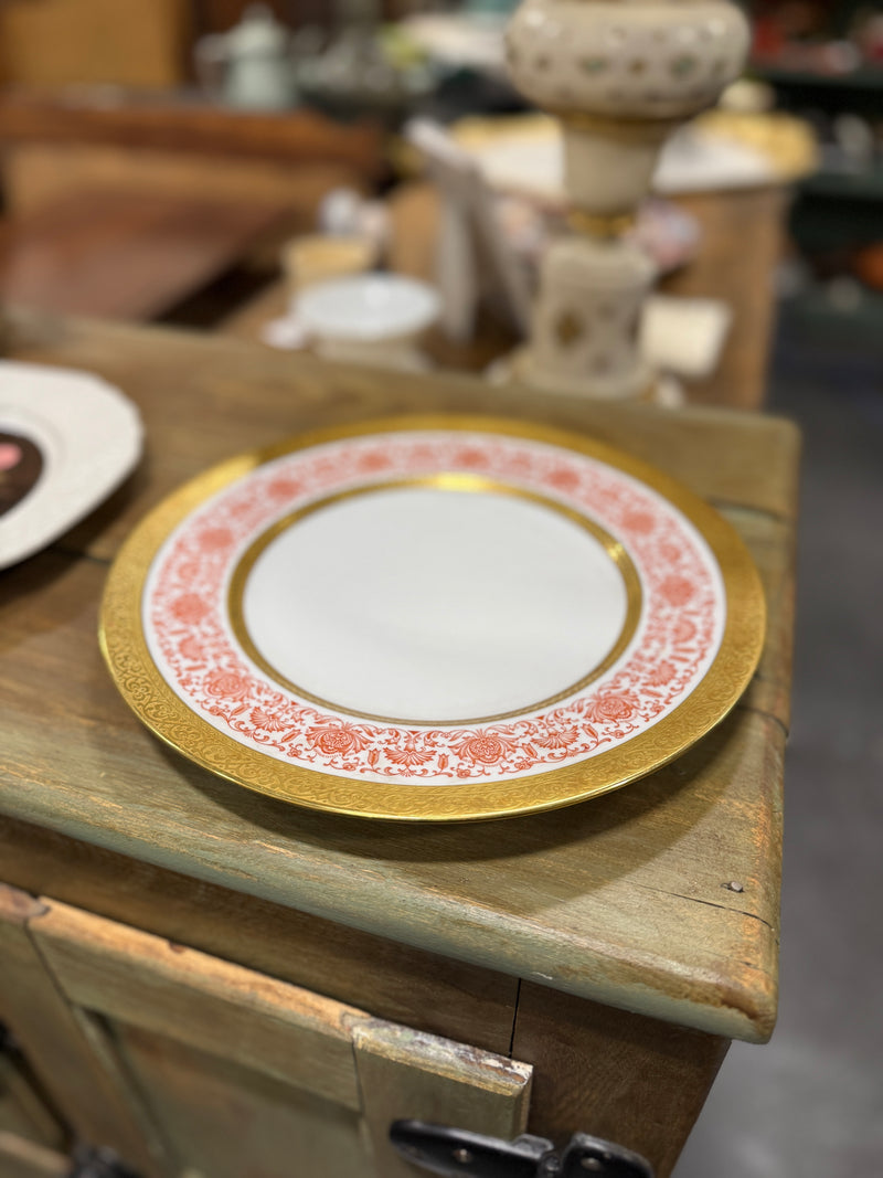 Vintage Hutschenreuther "Princess Louise" Dinner Plate, Encrusted Gold and Iron-Red Arabesque, Hohenberg Germany, c. 1948–1960
