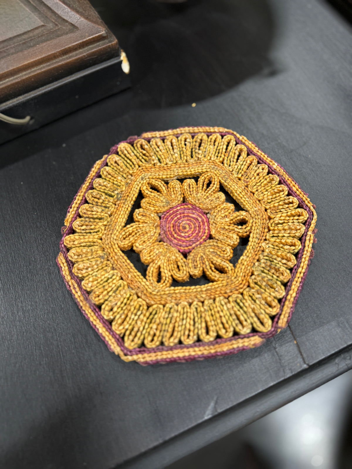 Vintage Woven Straw Trivet, Looped Rosette in Wheat and Plum, Hexagonal Folk Weave, c. 1940–1970