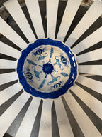 Hand-Painted Kütahya Çini Footed Bowl, Cobalt and Turquoise İznik-Style Tulips, Gediz Çini Mark, c. 1945–1965