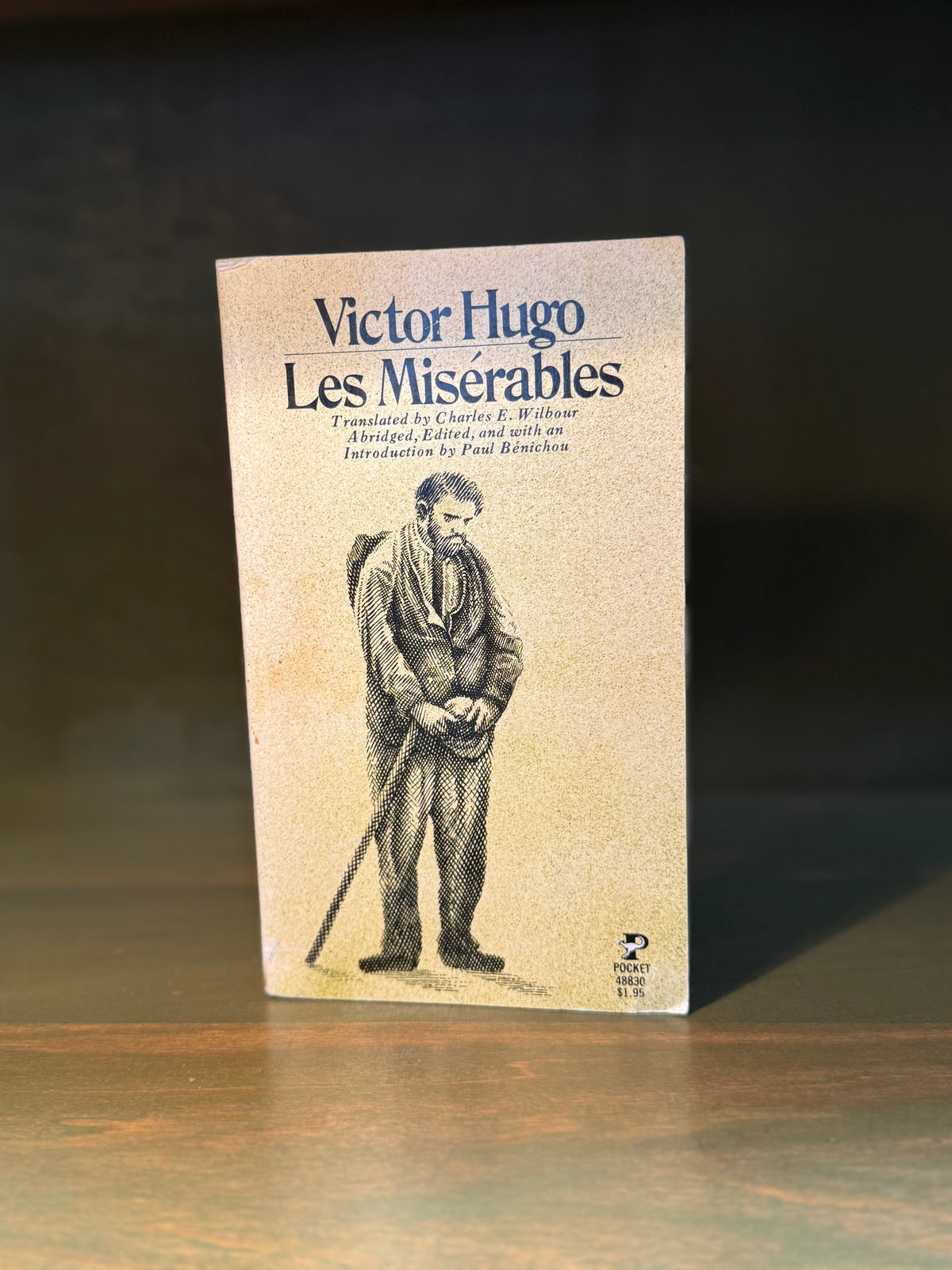 Victor Hugo, Les Misérables, Washington Square Press Paperback, Wilbour Translation Abridged by Paul Bénichou, Tenth Printing, 1977