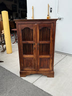 Spindle-Front Display Cabinet in Sheesham, Turned Grille Doors over Three Fixed Shelves, Anglo-Indian Manner, c. 1990–2015