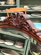 Serpentine Golden Oak Mirror with Hand-Bevelled Shaped Plate and Carved Acanthus Crest, Quartersawn Tiger Oak, American, c. 1895–1910