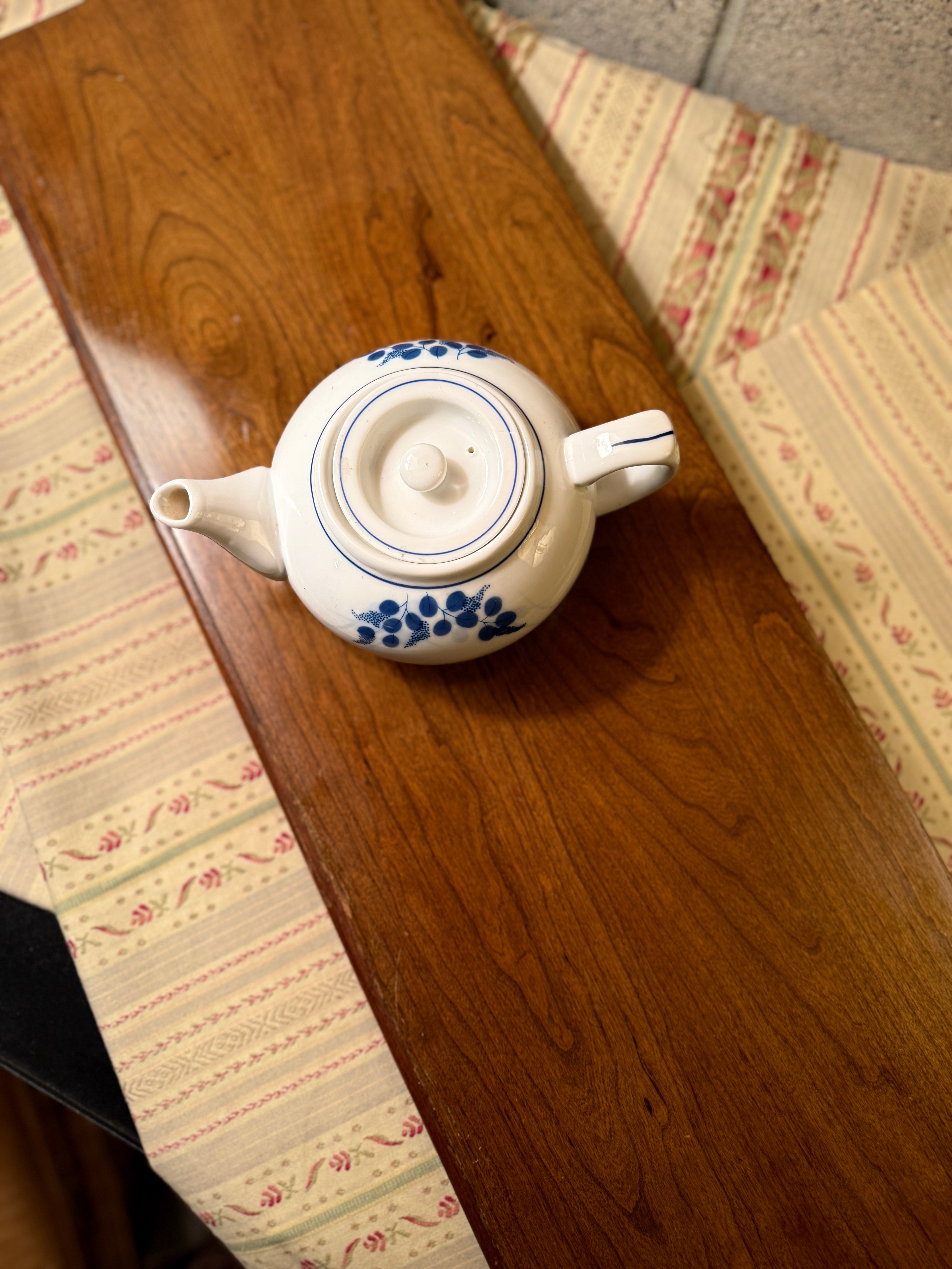 Vintage Hong Soo “Made in Japan” Porcelain Teapot, Blue & White Floral Design (c 1950s)
