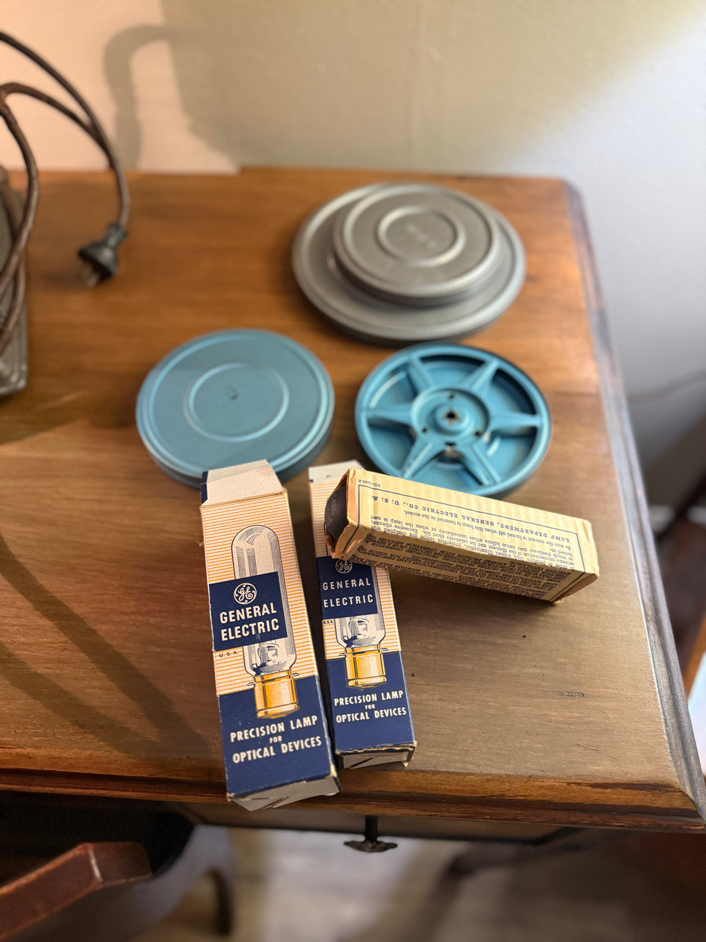 Mid-Century 8mm Home Cinema Set | Keystone R-8 Projector & Kalart CO-8 Splicer