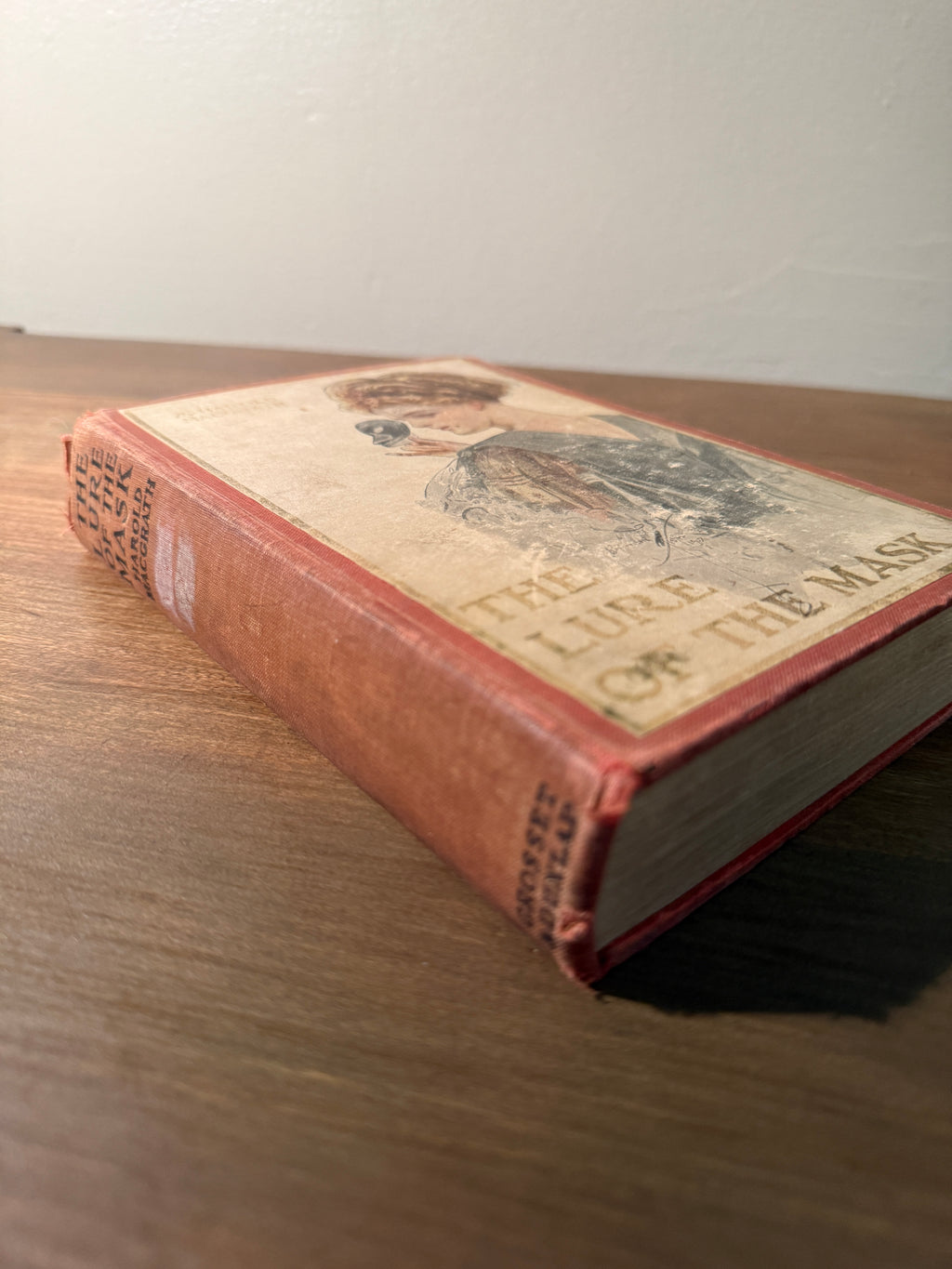 The Lure of the Mask (1908) Illustrated Cloth Novel by Harold MacGrath | Viridian Eclection