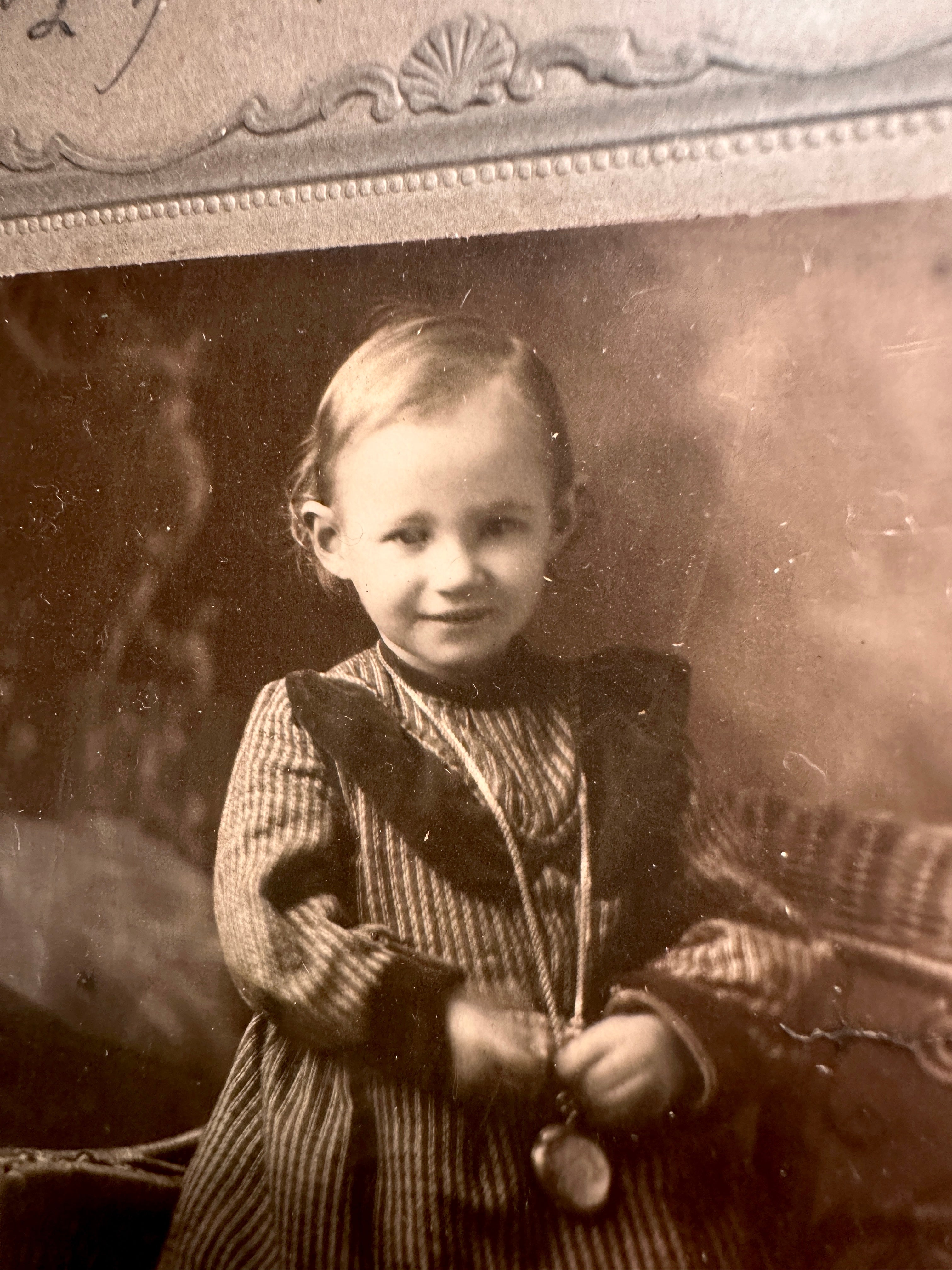 Antique Portrait of Young Girl – c.1900 Cabinet Card with Handwriting | Viridian Eclection