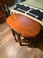 Edwardian Mahogany Occasional Table Scalloped Top Accent Table, c. 1910s–1920s