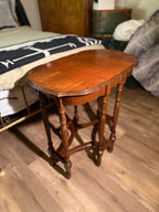 Edwardian Mahogany Occasional Table Scalloped Top Accent Table, c. 1910s–1920s
