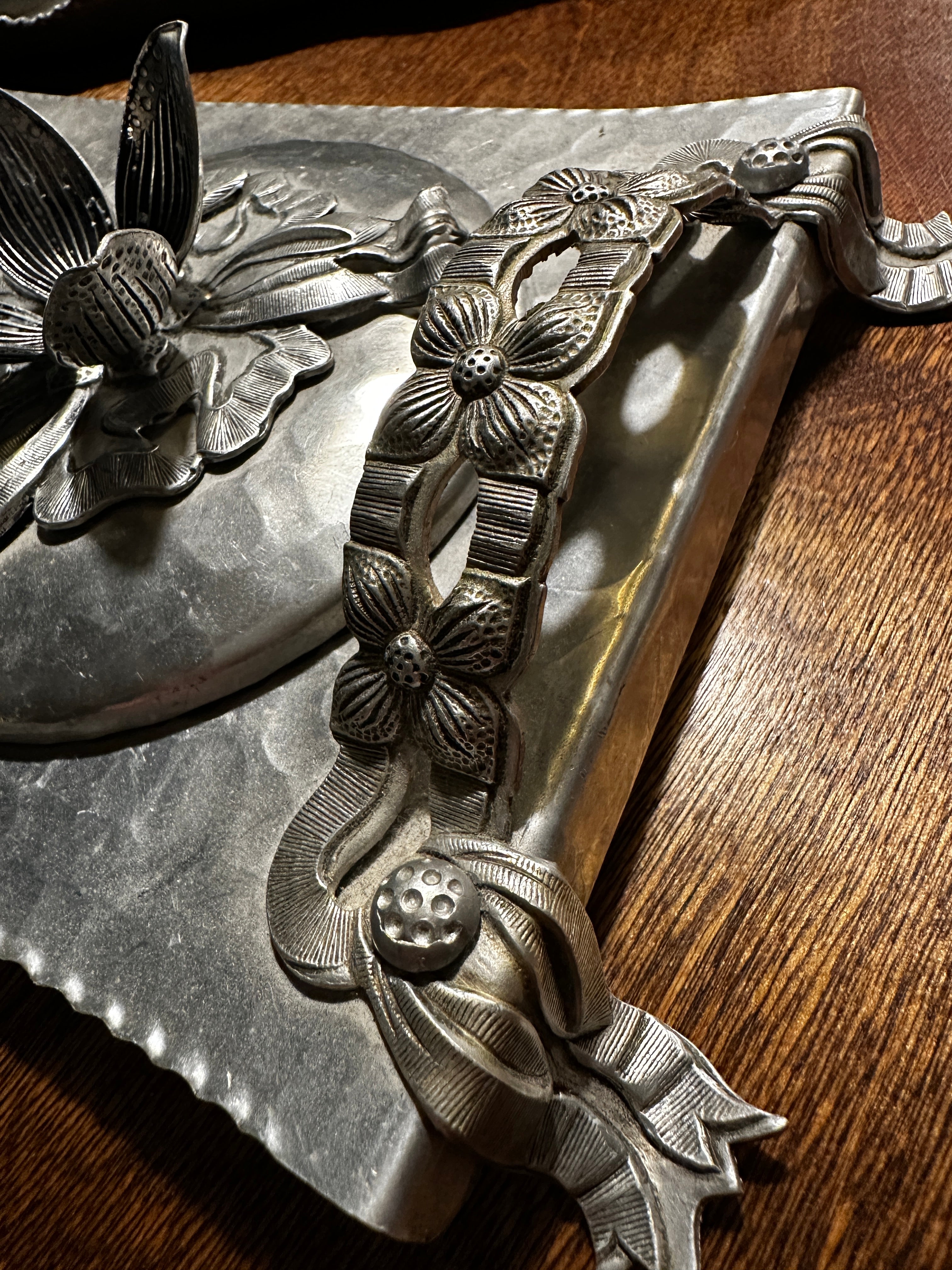 Hand Hammered Sweden (Skruf) & USA (Inernational Pewter) 3-Piece Studio Pewter Decorative Brutalism Serving Set