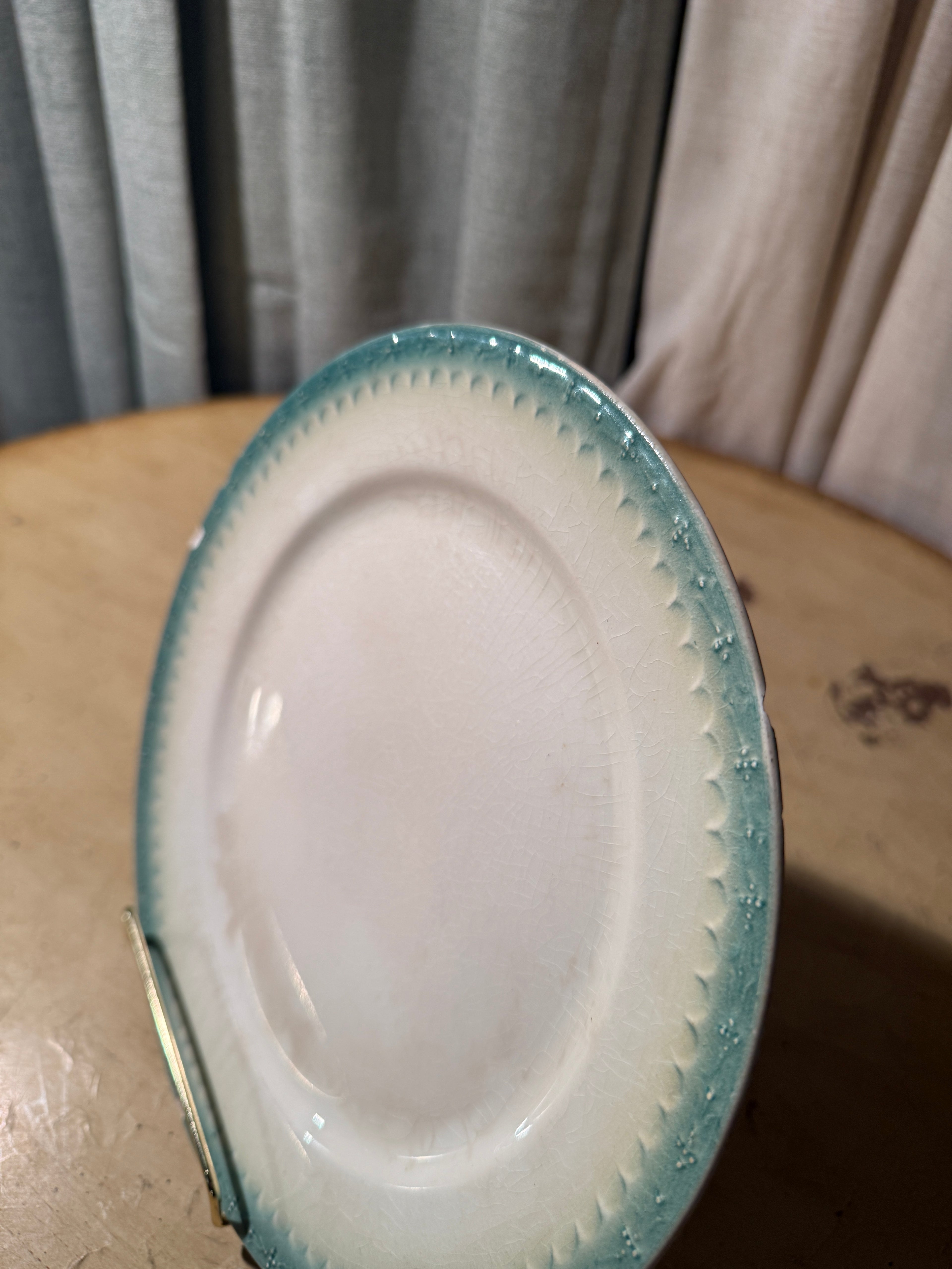 Early 20th Century Seafoam Rim Earthenware Dinner Plate, Unmarked American Pottery, c. 1900–1915