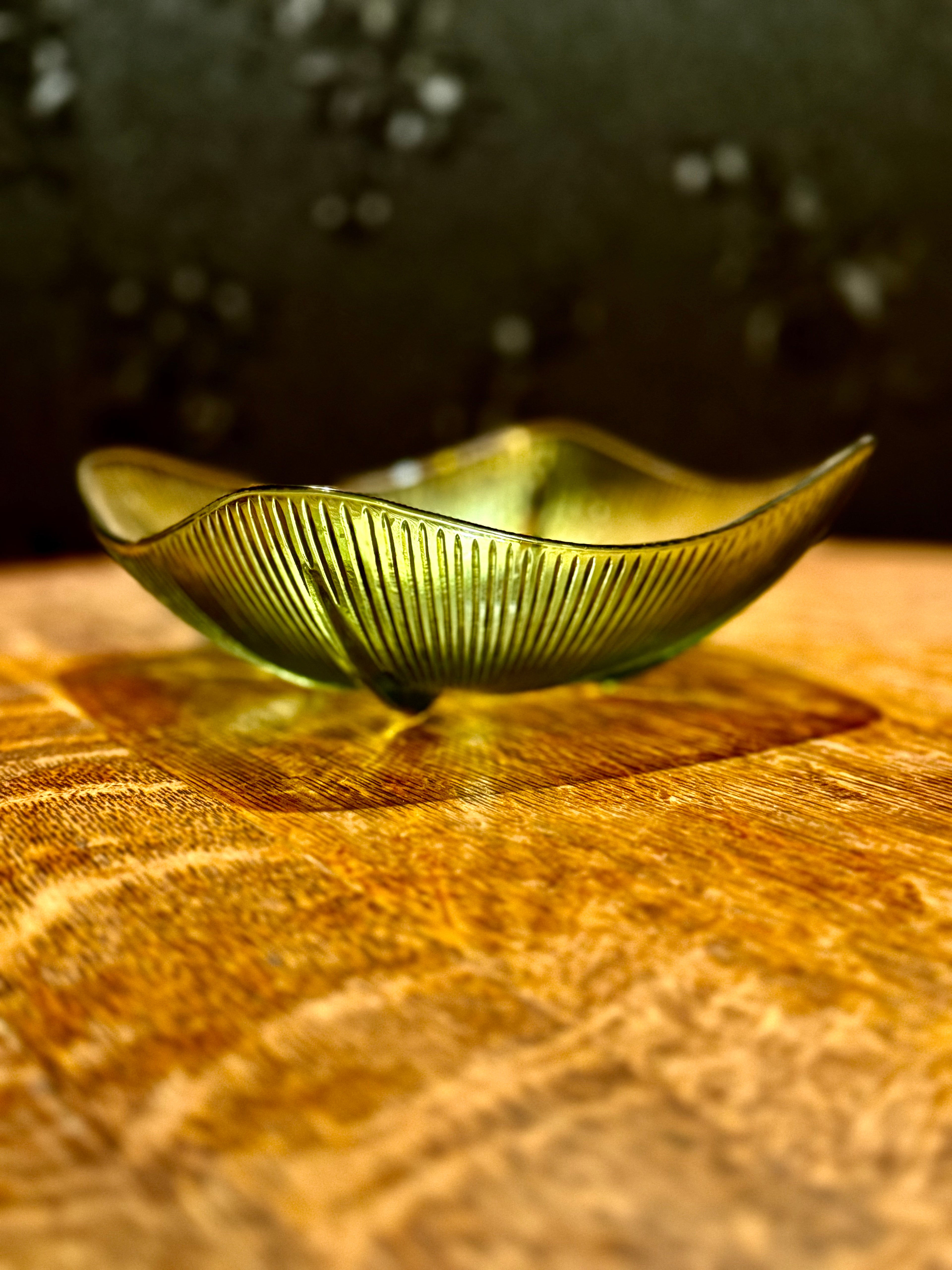 Mid-Century Indiana Glass Ribbed Pressed Glass Ashtray – Jade Green