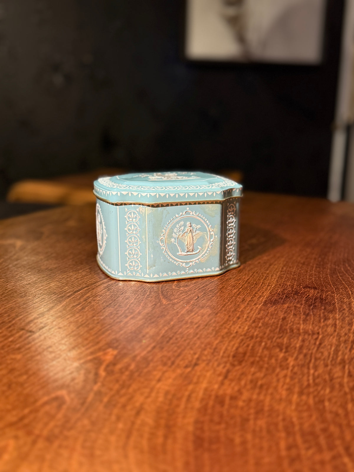 Mid-Century Vintage Wedgwood Jasperware Trinket Box, Made in England, Celadon Green c. 1950s
