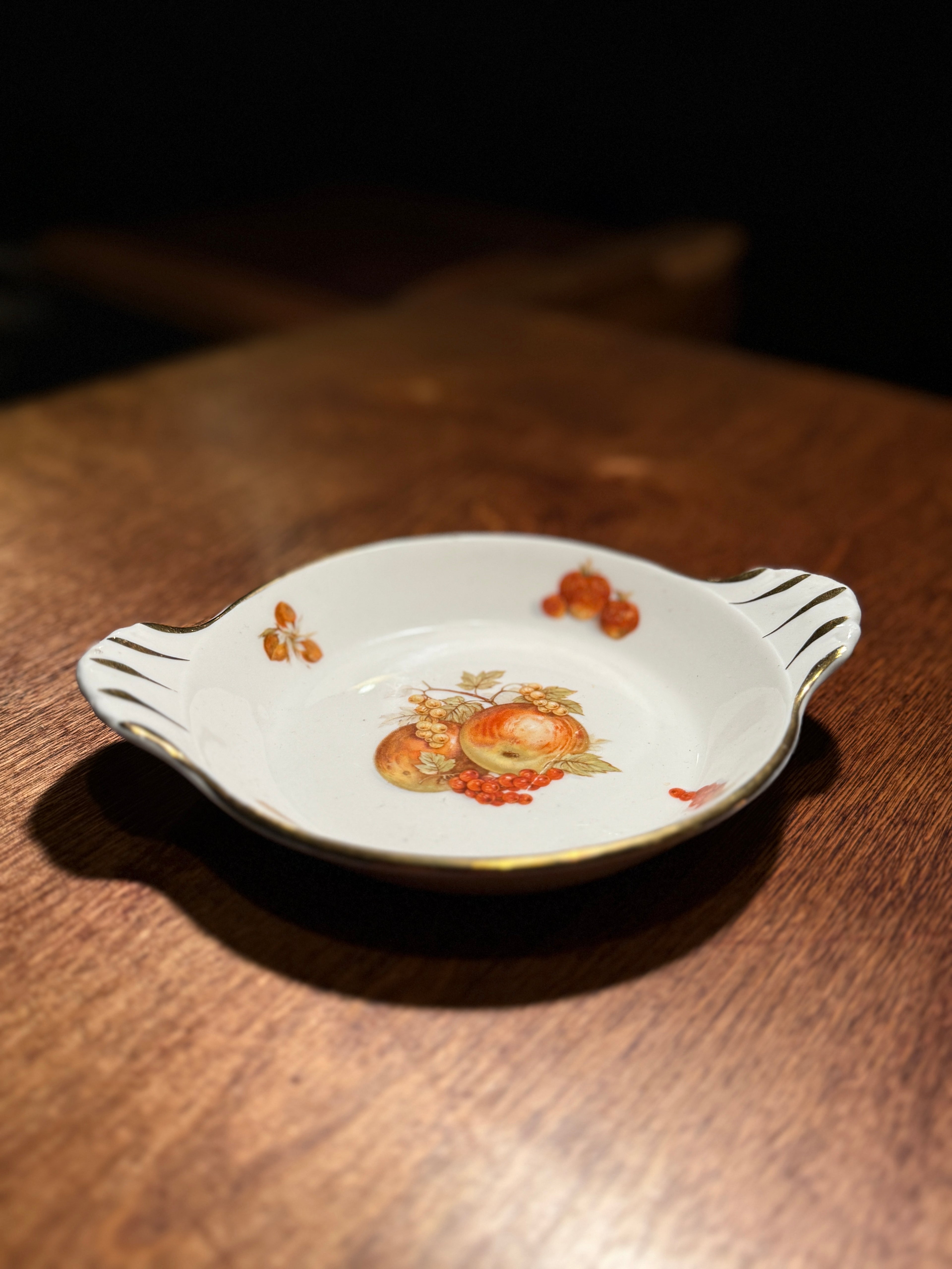 Pillivuyt  Harvest Antique Fruit Dish Mehun-sur-Yèvre France c. 1935–1945