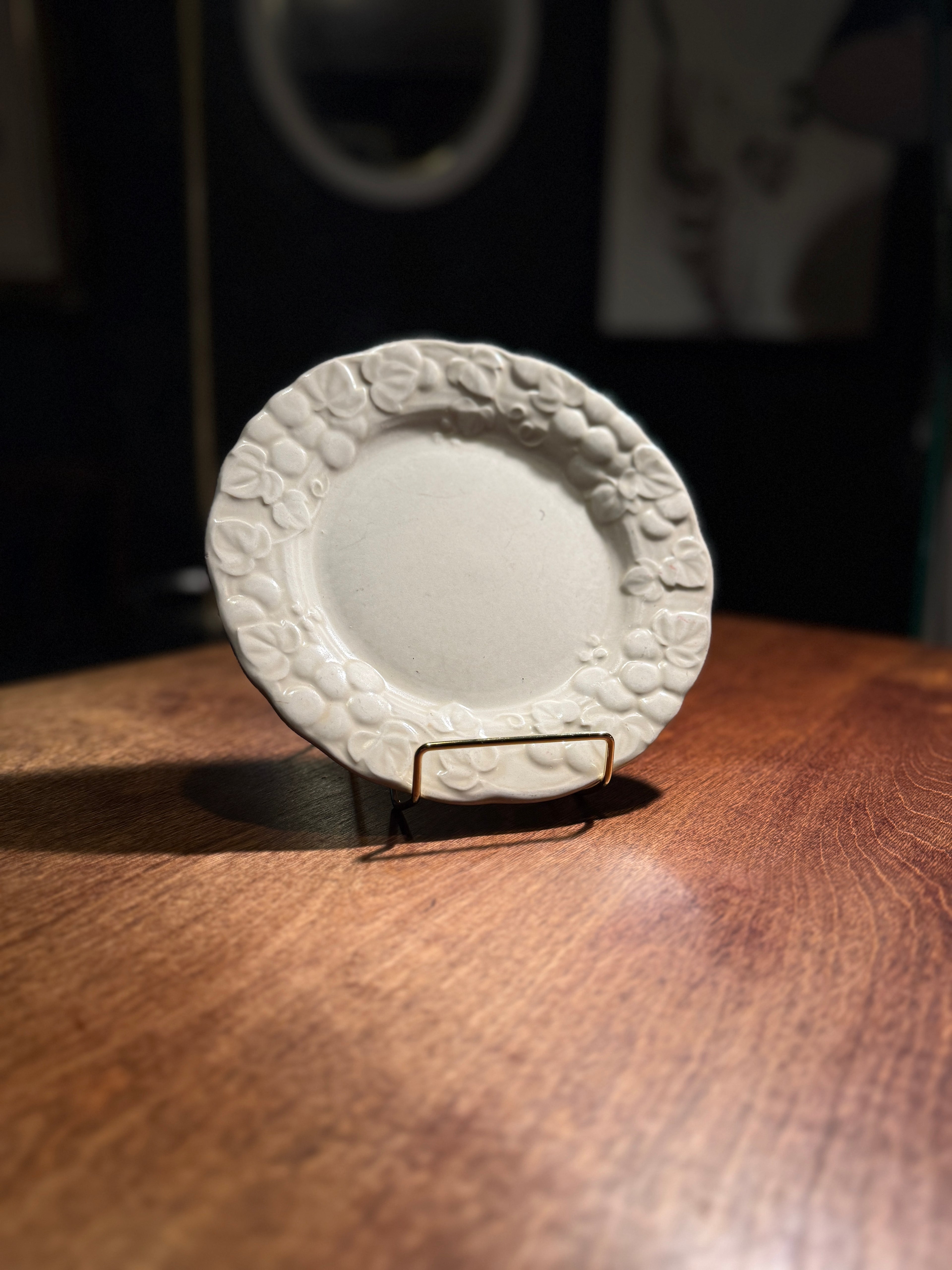 Poppytrail by Metlox Vintage Mid-Century Floral Dinner Plate | c. 1940s–1950s California Pottery