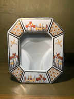 Japanese Porcelain Standing Photo Frame, Iris and Hummingbird Panels with Kikkō Diaper and Gilt Banding, c. 1965