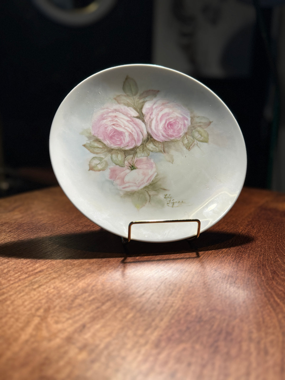 Hand-Painted Rose Plate Signed "Lois" | Vintage Porcelain Floral Wall Art c.1910–1930