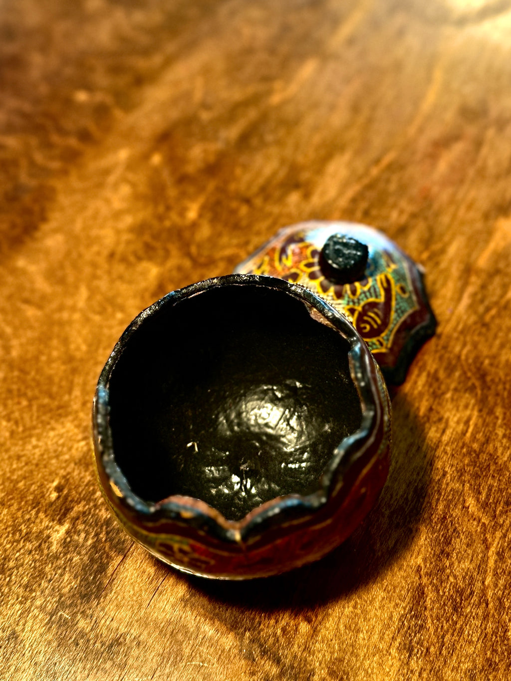 Hand-Painted Andean Gourd Vessel with Lid, Peruvian Folk Art, c. Late 20th Century