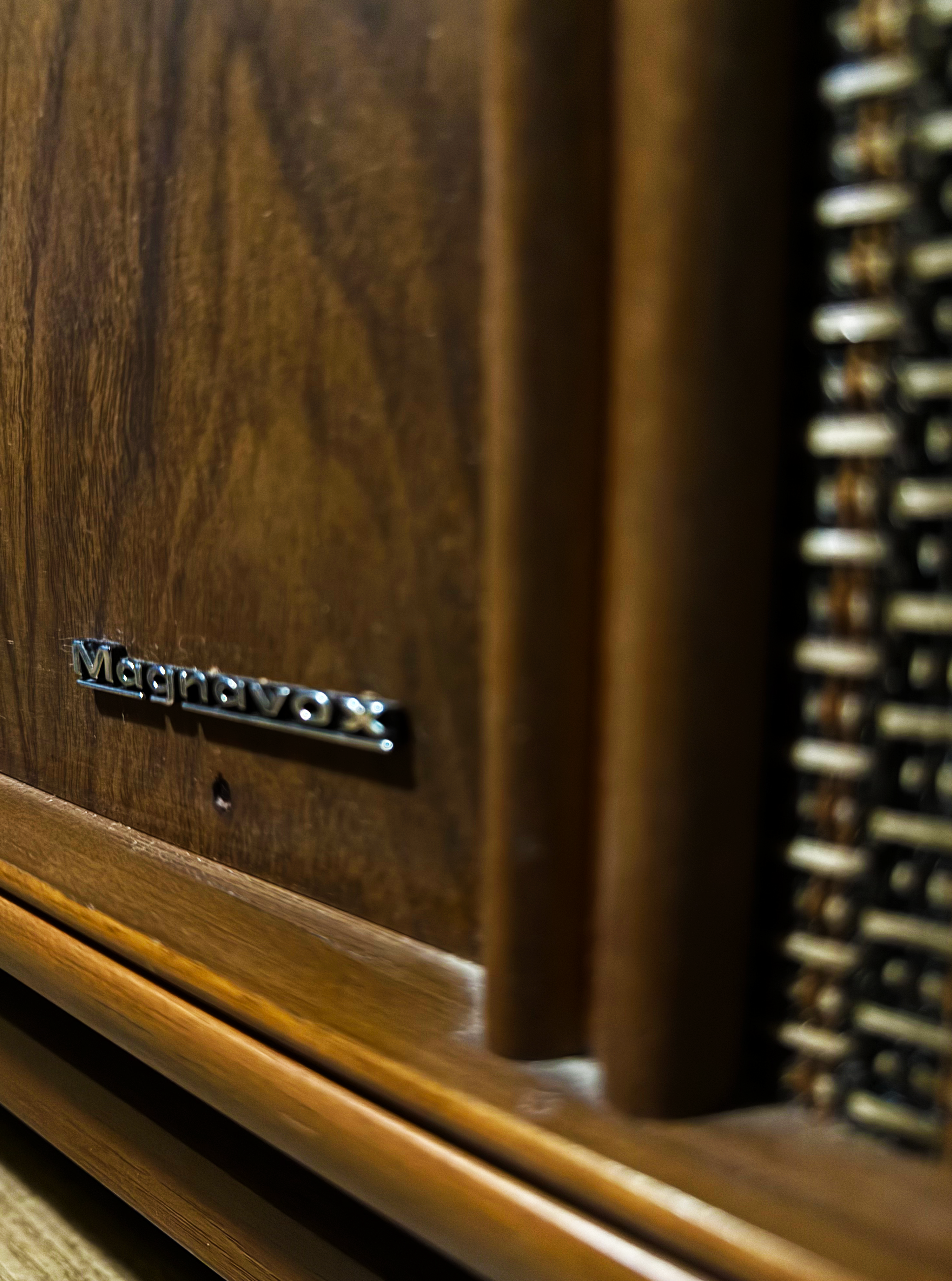 Magnavox Astro-Sonic Console Stereo & Record Player