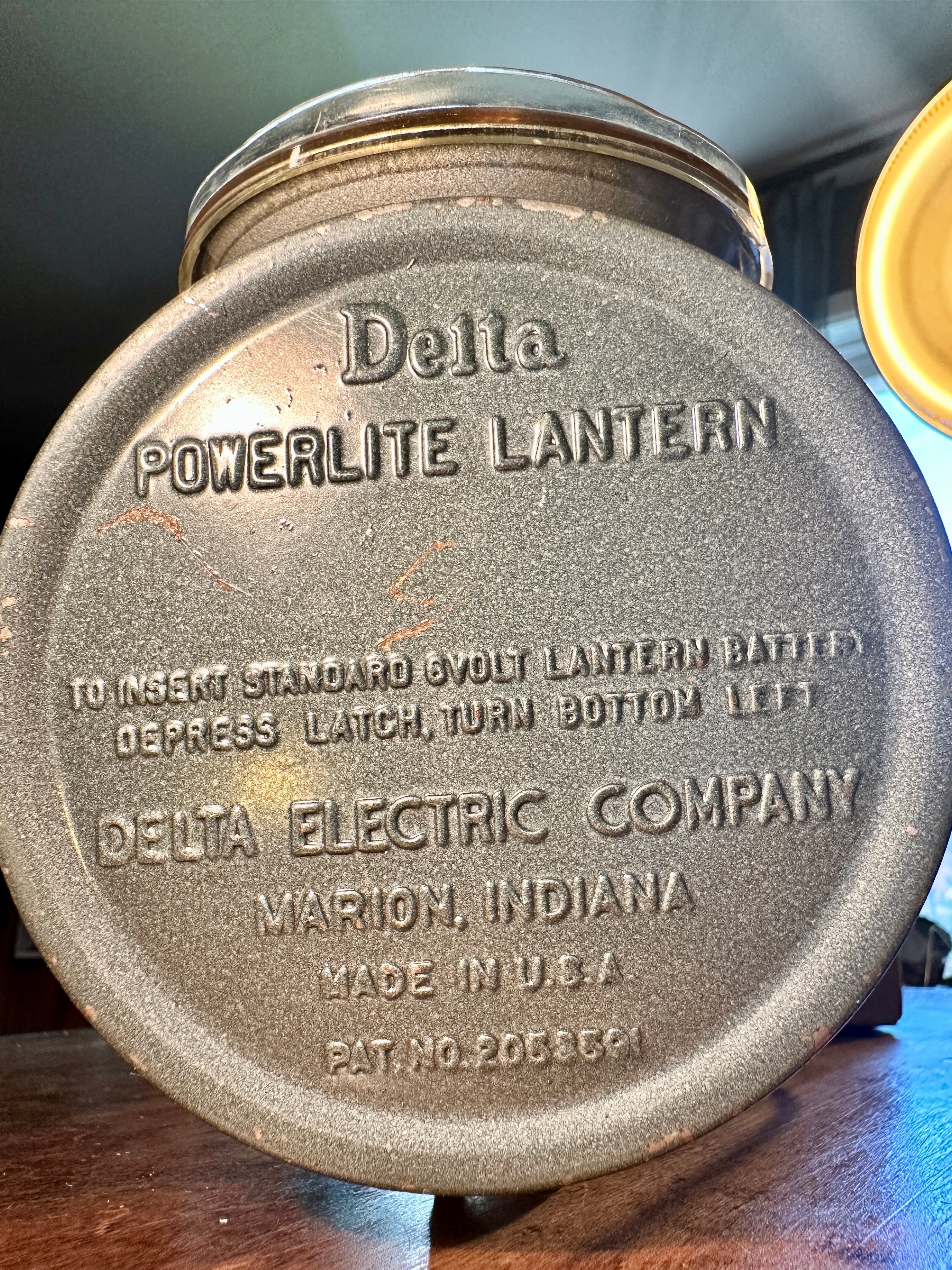 Vintage Delta Powerlite Lantern A-1530 w/ Box & Manual c.1940s